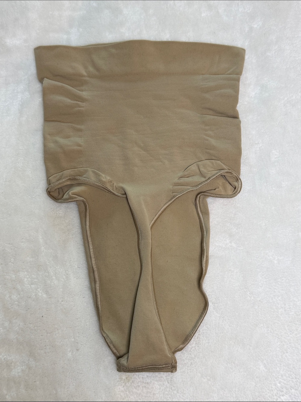 SKIMS Seamless Sculpt High-Waisted Thong - Neutral Sand / Clay - Size XS
